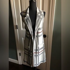 NWT Monteau Plaid Long Sweater Vest. Size S.